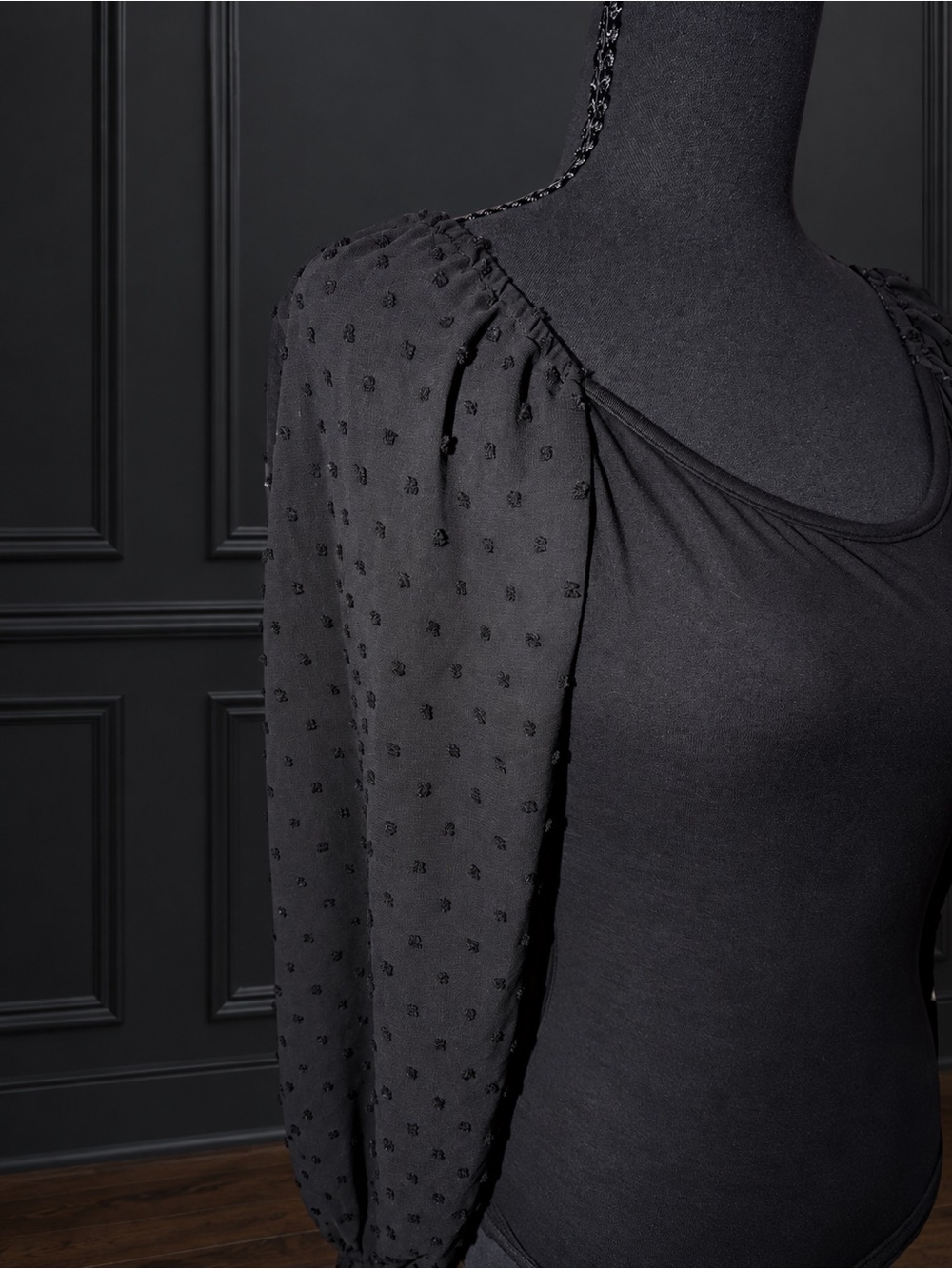 Zeagoo Women’s Black Swiss Dot Puff Sleeve Bodysuit Size Medium